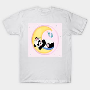 Baby Panda bear girl is dreaming T-Shirt